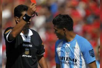 La expulsión de Teófilo Gutiérrez ante Independiente de Avellaneda en abril de 2012 fue el detonante para la fuerte pelea entre el barranquillero y el argentino Sebastián Saja. /FOTO: X @depoweb