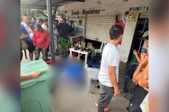 En este lugar se produjo el ataque sicarial en un establecimiento. FOTO: TOMADA DE X @HERNANDOLOZANO