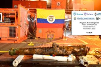 Estas fueron algunas de las imágenes con las piezas encontradas que compartió el Gobierno nacional. FOTO: X @ArmadaColombia