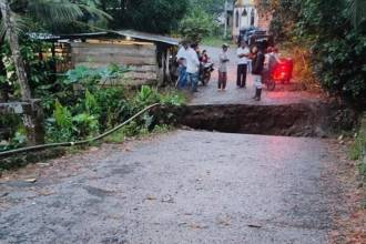 Puente La Balsa colapsó en el corregimiento San José de Apartadó, Urabá antioqueño. FOTO: TOMADA DE FACEBOOK LA CHIVA DE HOY