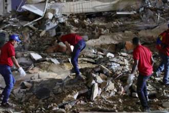 Búsqueda de desaparecidos tras terremoto en Venezuela. FOTO: GETTY IMAGES
