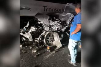 Conductor falleció al chocar con bus y tractocamión en San Luis. / FOTO: MIORIENTE