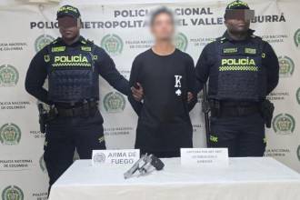 El hombre fue capturado en flagrancia y dejado a disposición de la Fiscalía. FOTO: CORTESÍA POLICÍA