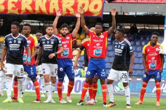 En su primer juego con el Rojo, el arco de Salvador Ichazo fue vulnerado por Andrey Estupiñán del Pasto. FOTO: COLPRENSA.