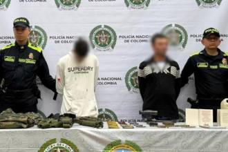 Capturados por presunto abastecimiento de material de intendencia a disidencias de las Farc. FOTO: CORTESÍA ALCALDÍA DE MEDELLÍN