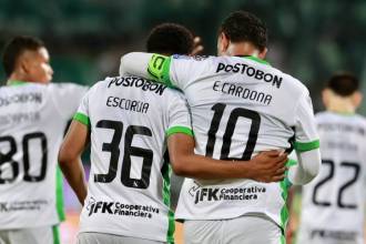 José Rafael Escorcia y Edwin Cardona, autores de dos de los tres goles del encuentro. FOTO: MANUEL SALDARRIAGA