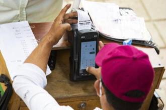 Chances y loterías en Medellín. FOTO: ARCHIVO - JAIME PÉREZ