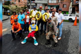 EN FOTOS: ¡Armando Calle ha sido 400 veces campeón contra huecos y daños! 