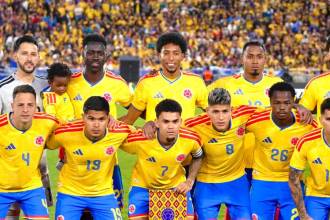 Arriba de izquierda a derecha: Camilo Vargas, Dávinson Sánchez, Johan Mojica, Willer Ditta, Richard Ríos. Abajo de izquierda a derecha: Santiago Arias, Juan Camilo Hernández, Luis Díaz, Jorge Carrascal, Carlos Andrés Gómez y Gustavo Puerta. FOTO: FCF