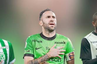 Kevin Cataño (izq.), David Ospina (centro) y Harlen Castillo (der.). FOTO: ATLÉTICO NACIONAL, @D_OSPINA1 Y @HARLEN_CASTILLO