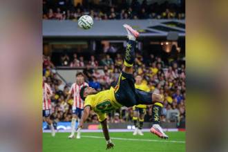 El delantero colombiano Miguel Ángel Borja y su gol de chilena en México. FOTO: IG @CLUBAMERICA