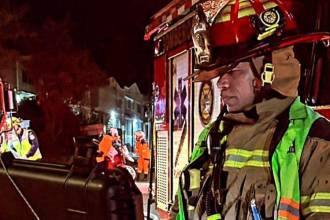 El cuerpo de bomberos de la localidad se apersonó de la situación. /FOTOS: CORTESÍA. 