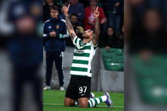 Luis Javier Suárez celebrando uno de sus goles con el Sporting. FOTO: @LUISSUAREZ.26