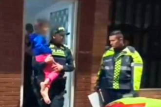 La niña estaba en situación de abandono. FOTO: Captura de video Policía Nacional