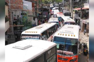 La movilidad colapsó en la zona por unas siete horas. /FOTO: EN OTRO ÁNGULO