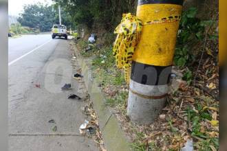 Este fue el lugar del accidente donde también se evidenciaron restos de los vehículos involucrados. /FOTOS: ALEJANDRA MORALES