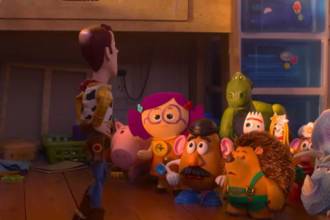 Tom Hanks presta su voz al personaje de Woody desde 1995. FOTO: CAPTURA DE VIDEO DISNEY STUDIOS LA
