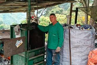 La iniciativa ‘A Recuperar’ propende por reciclar y darle un buen aprovechamiento al material recuperable. / FOTO: ANDRÉS BEDOYA.