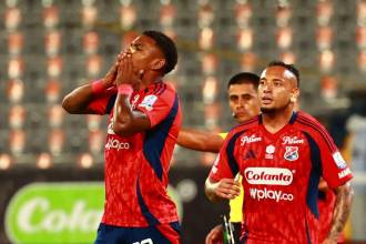 Brayan León anoto el segundo gol del DIM. /FOTO: MANUEL SALDARRIAGA QUINTERO