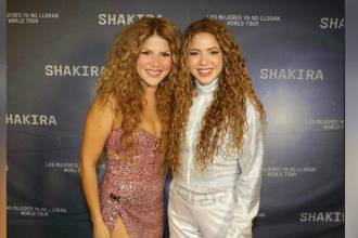 Shakibecca (izquierda) imita a Shakira (derecha) desde hace más de veinte años con canciones, vestuarios y coreografías. FOTO: INSTAGRAM @SHAKIBECCA