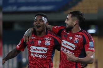 Después del golpe del clásico, el DIM mostró carácter, buen fútbol y una defensa firme para golear al líder y meterse de nuevo en la pelea. / FOTO: CORTESÍA-DANIEL AGUDELO GUTIÉRREZ 