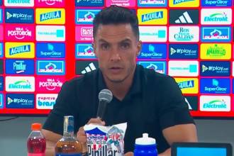 Lucas González, técnico del Tolima, en rueda de prensa tras derrota ante Junior. FOTO: CAPTURA DE VIDEO WIN SPORTS