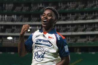 John Montaño sigue sumando goles con el Rojo. Este jueves abrió el camino del triunfo ante Pereira en el estadio Palmaseca, de Cali. FOTO: DIM