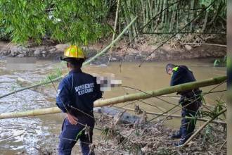 Hallan cuerpo sin vida en río de Rionegro. FOTO: BOMBEROS RIONEGRO