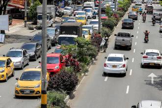 Movilidad en Medellín. FOTO: ARCHIVO - JAIME PÉREZ MUNÉVAR