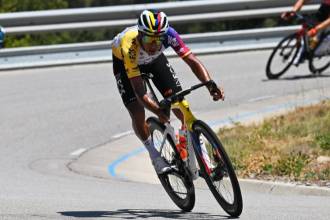 El ciclista colombiano Egan Bernal. FOTO: @NETCOMPANYINEOS