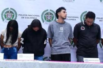 Captura de presuntos integrantes del grupo de delincuencia organizada Caicedo. FOTO: POLICÍA METROPOLITANA VALLE DE ABURRÁ