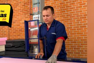 Jesús Quintana Urrego tiene 40 años y hace 21 que camella en Comodísimos. FOTO: CORTESÍA