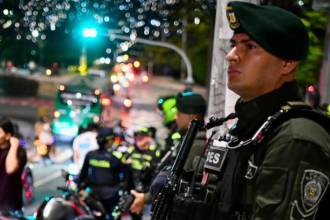 En la comuna hubo presencia de diferentes especialidades de la Policía. FOTO: POLICÍA METROPOLITANA
