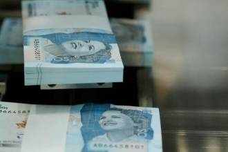 Billetes de $ 2000. FOTO: COLPRENSA