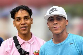 Vendedores ambulantes venezolanos en Medellín: Carlos Carrillo, Antuan Sánchez y Jesús Arias . FOTOS: SAMUEL DUARTE