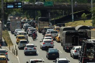 Movilidad en Medellín. FOTO: ARCHIVO - CAMILO SUÁREZ