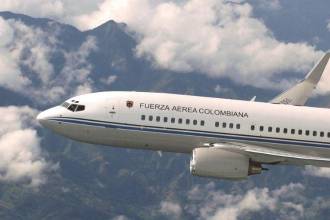 El avión presidencial Boeing 737-700 BBJ es en el que se movilizaba el presidente rumbo a Arabia Saudita. / FOTO: CORTESÍA FUERZA AÉREA 