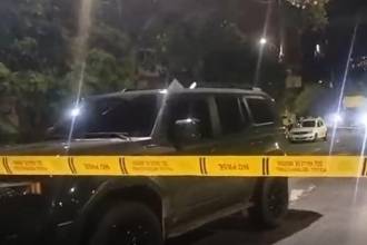 El hombre se movilizaba en su vehículo junto a una mujer que también resultó lesionada. FOTO: TOMADA DE VIDEO