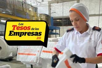 La agilidad es una de las caracteristicas de Mónica, quien también se destaca dentro de la compañía por su rol de brigadista. FOTO: JAIDER ESCOBAR B.