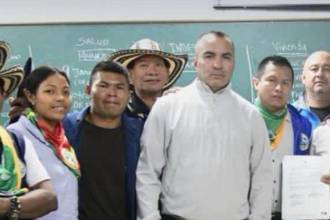 Gobernación de Antioquia logró un acuerdo con las comunidades indígenas Zenú y Embera Eyabida.FOTO: GOBERNACIÓN DE ANTIOQUIA