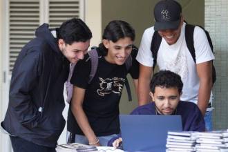 Matrícula Cero tiene cupos abiertos en Medellín. FOTO: ALCALDÍA DE MEDELLÍN