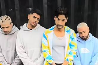 Jay Torres (segundo de izquierda a derecha) junto a parte del elenco de ‘La Reina del Flow’. FOTO: @JAYTORRES.PR