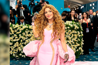 Shakira brilló con este vestido en la red carpet en Nueva York. /FOTO: INSTAGRAM @shakira