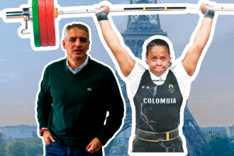 El gobernador aseguró que se le dará una casa a al deportista gracias a su representación del departamento en los Juegos Olímpicos. /FOTOS: AFP - JULIO CÉSAR HERRERA