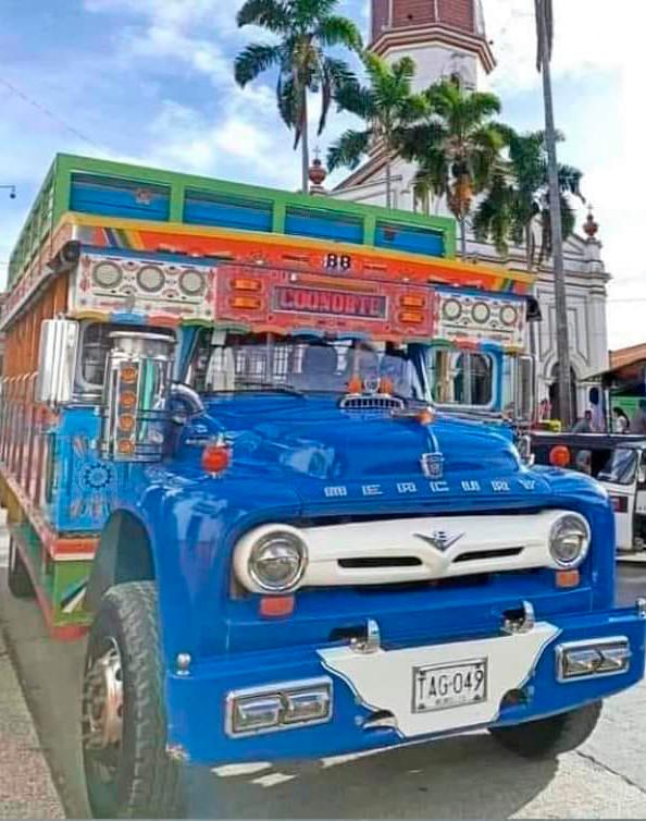 EN FOTOS: Él era Libardo Quiroz, el conductor de un bus escalera que murió al accidentarse en Ituango 