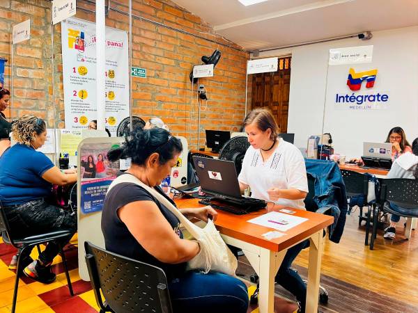 Toda persona que quiera afiliarse por medio del Centro Intégrate debe tener su identificación válida en el territorio nacional. / FOTO: CORTESÍA CENTRO INTÉGRATE