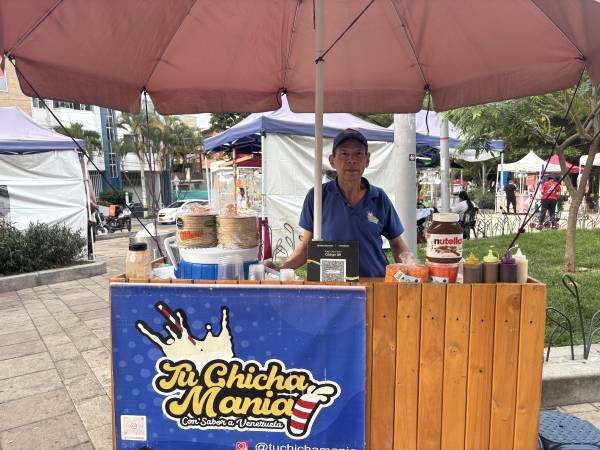 Carlos Carrillo es venezolano y vendedor ambulante de chicha. FOTO: SAMUEL DUARTE