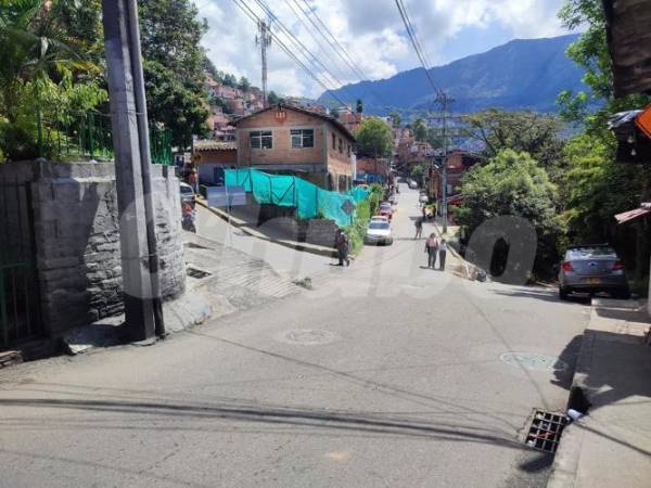 Este es el lugar donde se produjo la balacera en la noche de este lunes, 10 de noviembre. /FOTO: ANDRÉS GARCÍA
