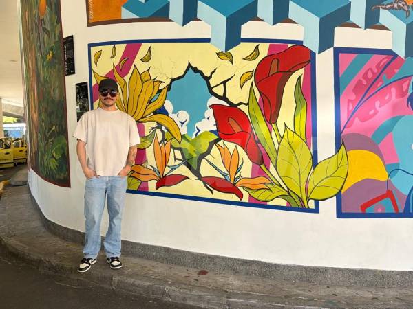 Gustavo Peña es uno de los artistas que plasmó allí su obra, la cual denominó La Plena. FOTO: JAIDER ESCOBAR BUITRAGO