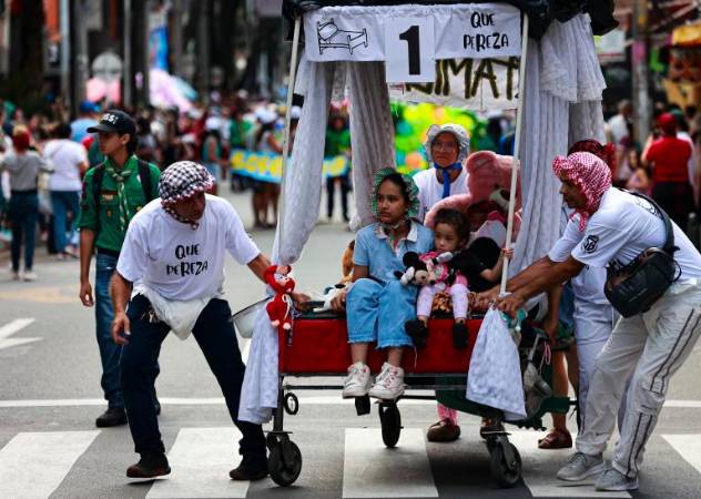 EN FOTOS: Celebración de la Pereza en Itagüí, ¡con todo y exorcismo!